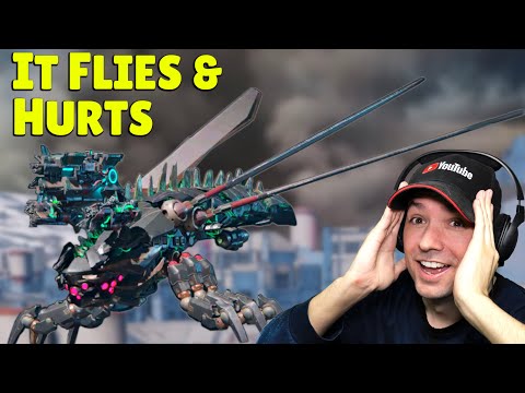 THIS Flying INSECT Robot is awesome! Armor Attack Gameplay