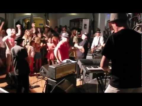 Skatoons Lanzarote - "Skank with the Fans"