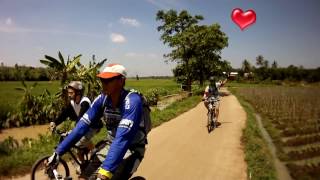 preview picture of video 'Trek Cihuni Serpong trek Sepeda gunung Goesbike com PL Cybro 16 Apr 2011'