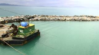 preview picture of video 'Ripresa Aerea del Nuovo porto di Cecina LIVORNO'