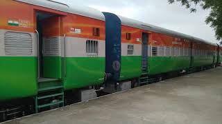 preview picture of video 'Farukhnagar bhap injan train'