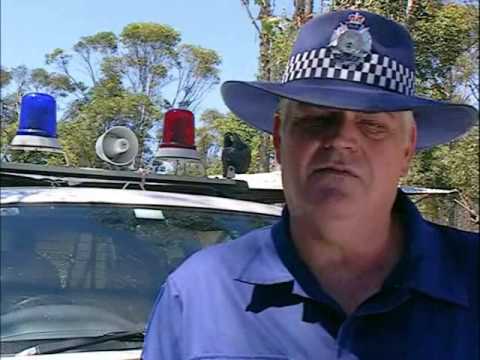 Outback Suvival Ray Mears S2E3 part 1