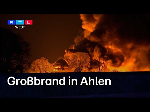 Großbrand in Ahlen – Feuerwehr kämpft gegen Flammenmeer | RTL WEST