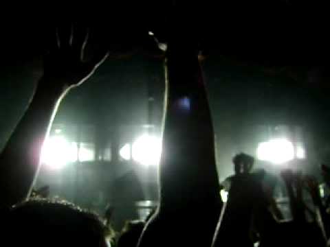 Tiesto at the Uptown (10.29.09)  U2- Beautiful Day