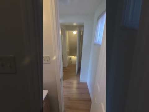5BED/2BATH House w/ HUGE Front Yard and Deck! property video