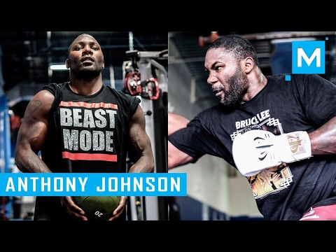 Anthony Johnson Conditioning Training & Pad Work | Muscle Madness