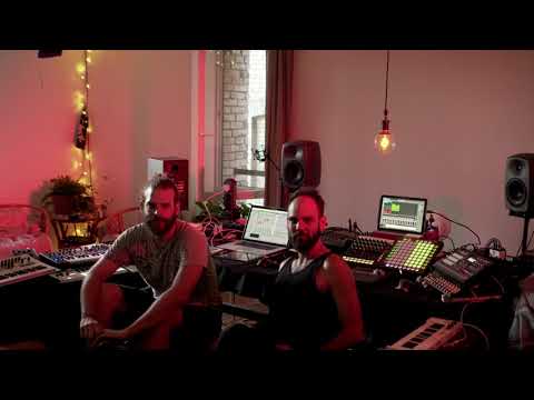 Siblicity @ Plug & Lay Radio Show ● Tilos FM 90.3 (2019-11-23)