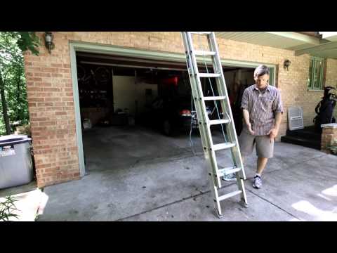 Safety Tips for extension ladder use courtesy of Minnesota Maintenance