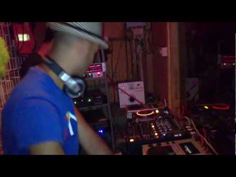 charles meyer @ o zone bar / ko lanta / thailand