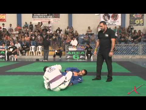 BRASILEIRO REGIÃO SUDESTE 2013 - Henrique Prates x Douglas da Silva by X-COMBAT