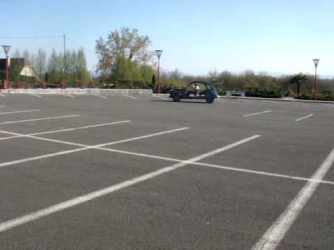 Mon premier tour en 2cv.MPG