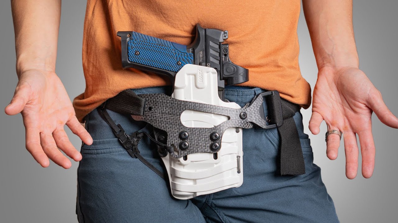 HOW TO CONCEAL A GIANT Gun