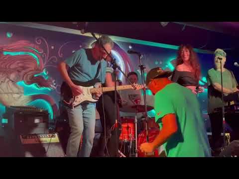 Rock & Roll by Led Zeppelin band cover...Outrage & Nayla's vocals...videoed at Fishtales, 33rd. st