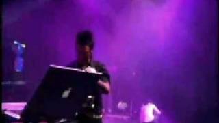 MOENIA - Sufre conmigo