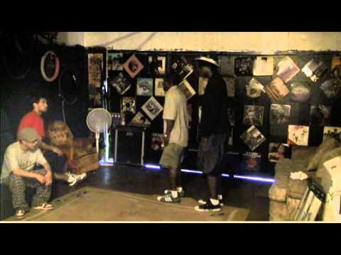 THE STRUTTER'S ROOM SHOWIN' LOVE TO CANADA