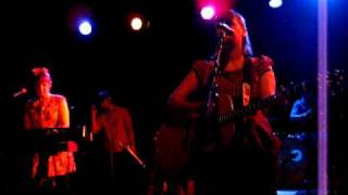 Camera Obscura - Honey In The Sun