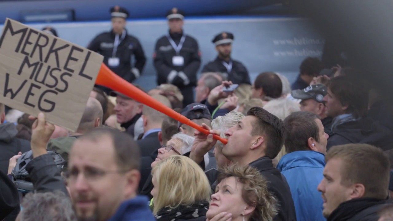 MONTAGS IN DRESDEN (MERKEL MUST GO) - Trailer