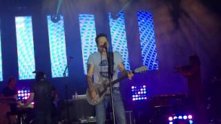 Gary Allan - Learning How To Bend (live @ Fayette Co fair) 9-4-16