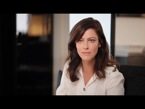 In the Library with Anna Mouglalis — CHANEL Literary Rendezvous at Rue Cambon