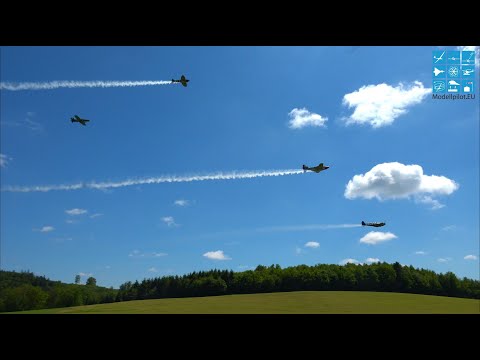 AWESOME STUNNING LEGENDARY FIGHTERS WW II. Aircombat and Demoflight.