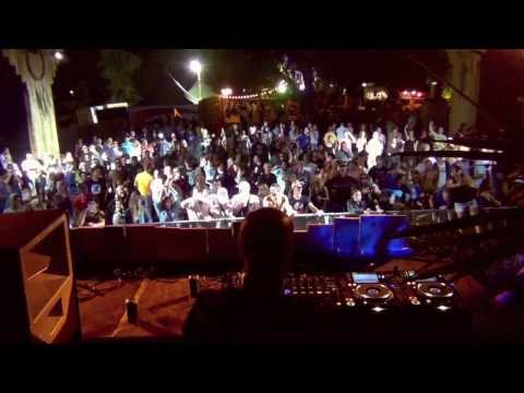 Manu Kenton @ The Qontinent 2013 - Liberty White stage (full set)