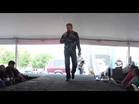 Colin Paul sings 'HURT' Elvis Week 2013 (video)