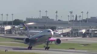 preview picture of video '早朝の那覇空港を離陸するANAのB777 / ANA B777 takeoff in Naha Airport'