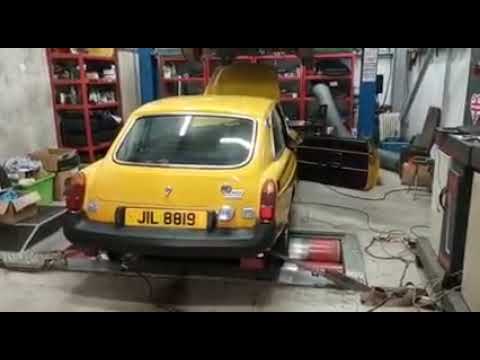 Moss Bristol MGB GT Supercharger on the rollers