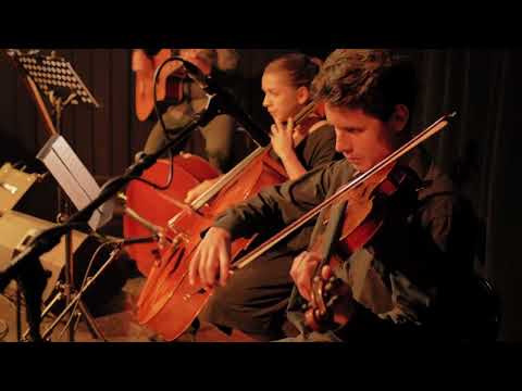 01 - Ouvertúra - Žila som správne