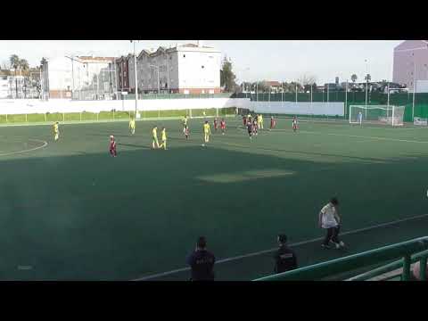 Helio Roque faz bonito golo de livre (Montijo X Redondense)