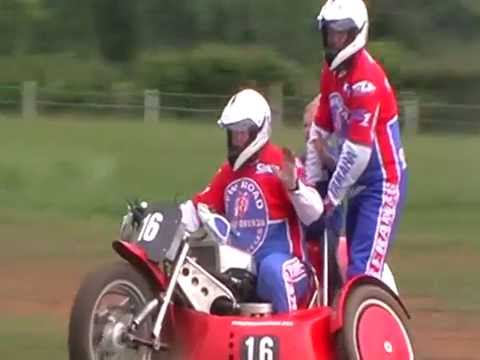 Ledbury Evening Grasstrack Meeting 11.06.2016 1000cc Sidecar Final