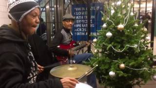 Mike Yung: Silent Night | New York City