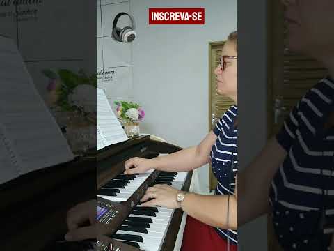 (Hinos CCB) 369  Sentes bater em teu coração? Tocado no órgão Tokai MD -750s