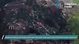 Gunungan Sampah TPST Bantargebang Longsor