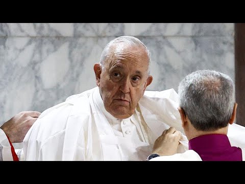 Papa Franjo ponovno smanjio povlastice kardinalima