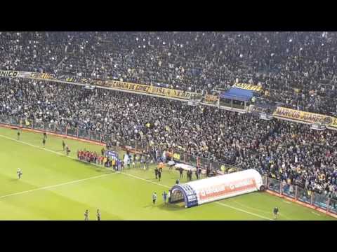 "Recibimiento Boca 3 Independiente 0 desde la tribuna. FHD 60fps." Barra: La 12 &bull; Club: Boca Juniors