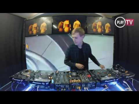 UNIVERSAL SENSE - Live @PLAY TV 25.01.2017