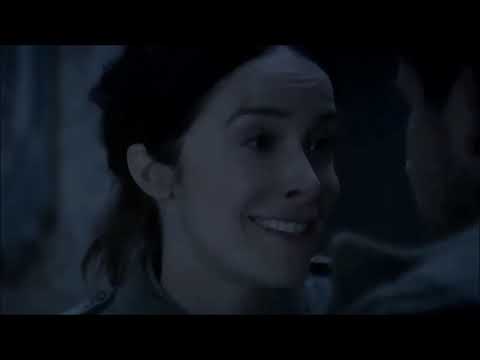Timeless 2x12 - Wyatt and Lucy church scene