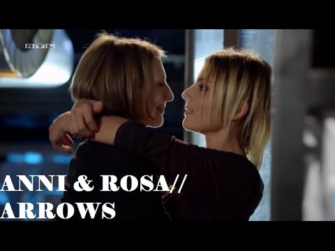 Anni & Rosa // Arrows