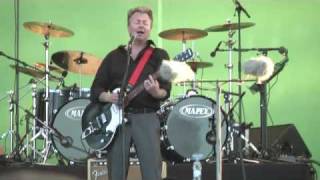 I won&#39;t stand in your way - Brian Setzer Orchestra (Live in Pori Jazz Festival 2009)
