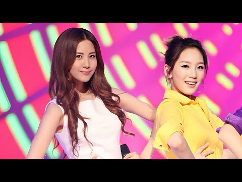 Girls’ Generation (Seohyun) - Hoot | 110511 Fancam [2K]