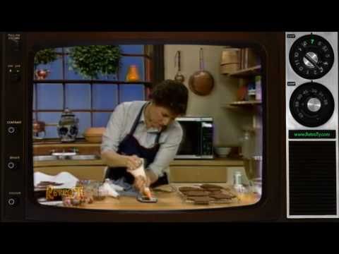 1985 - CKCO CTV - What's Cooking - Christmas Ginger Holiday Cookies Clip