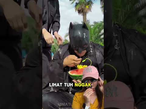 Kasian Batman, Gak ada Teman ‼️
