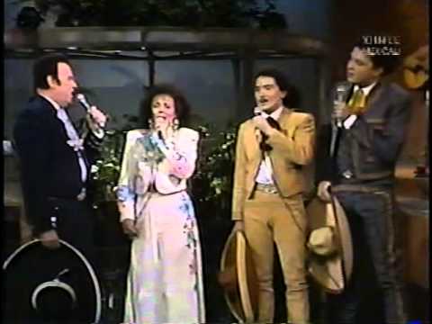 ANTONIO AGUILAR, FLOR SILVESTRE, PEPE AGUILAR Y ANTONIO AGUILAR HIJO.