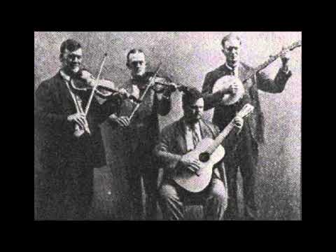 N***er in the Woodpile Gid Tanner & His Skillet Lickers 1930