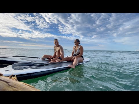 SHE PANICKED WHILE PADDLE BOARDING IN THE MIDDLE OF THE OCEAN