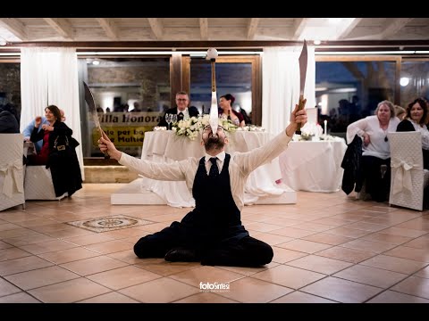 PAZZI CAMERIERI ad un matrimonio