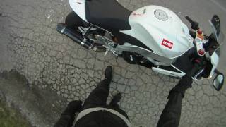 Aprilia RSV 4 APRC : idéale pour aller chercher le pain !