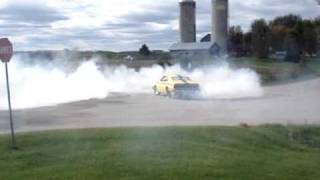 preview picture of video 'Comet Gt burnout'