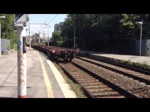 transito E652 tigre con intermodali vuoti